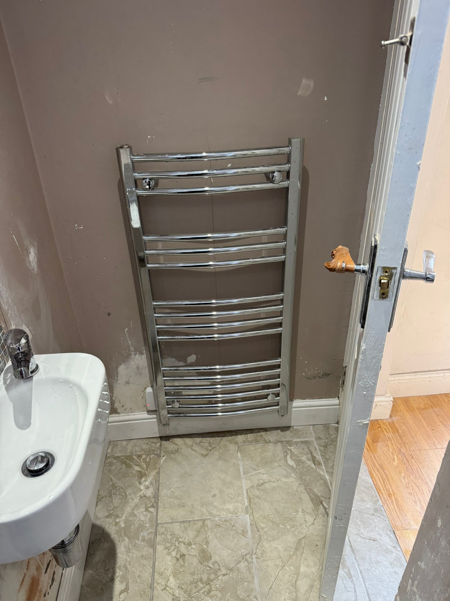 taylors electrical 136 taylors electrical 136